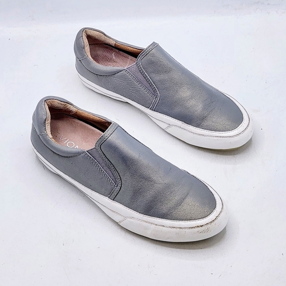Vionic April Gray Silver Leather Flats Loafers Slip-On Sneakers Size 7.5 - Picture 6 of 16